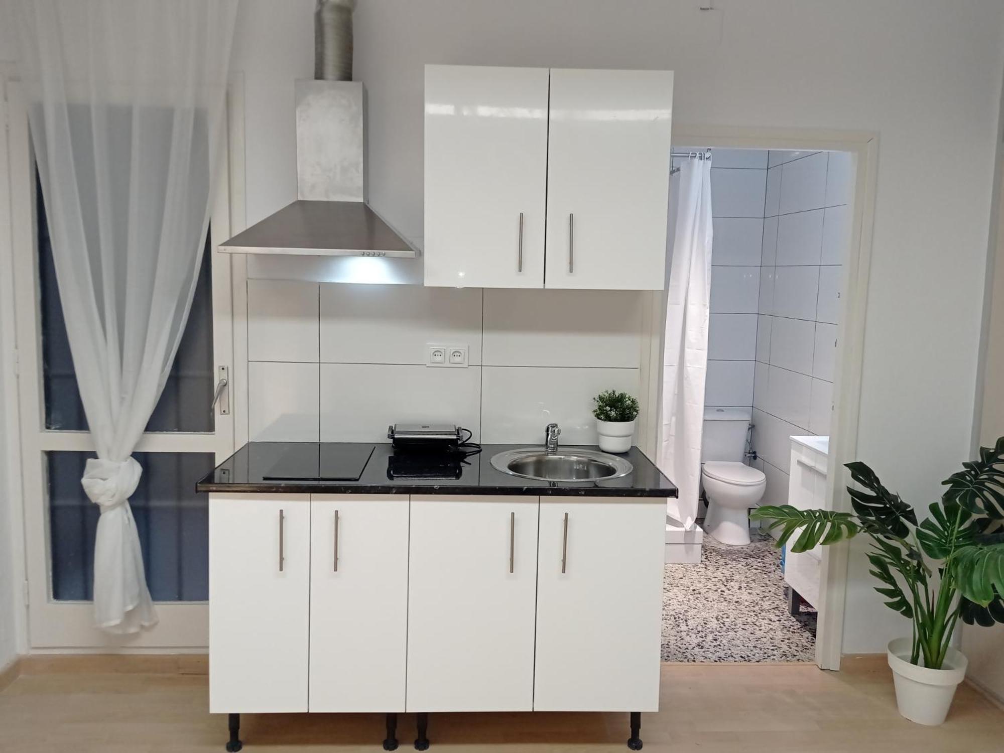 Gasthof Bright Private Double Center Metro L-1 Urgell L-5 Hospital Clinic Barcelona